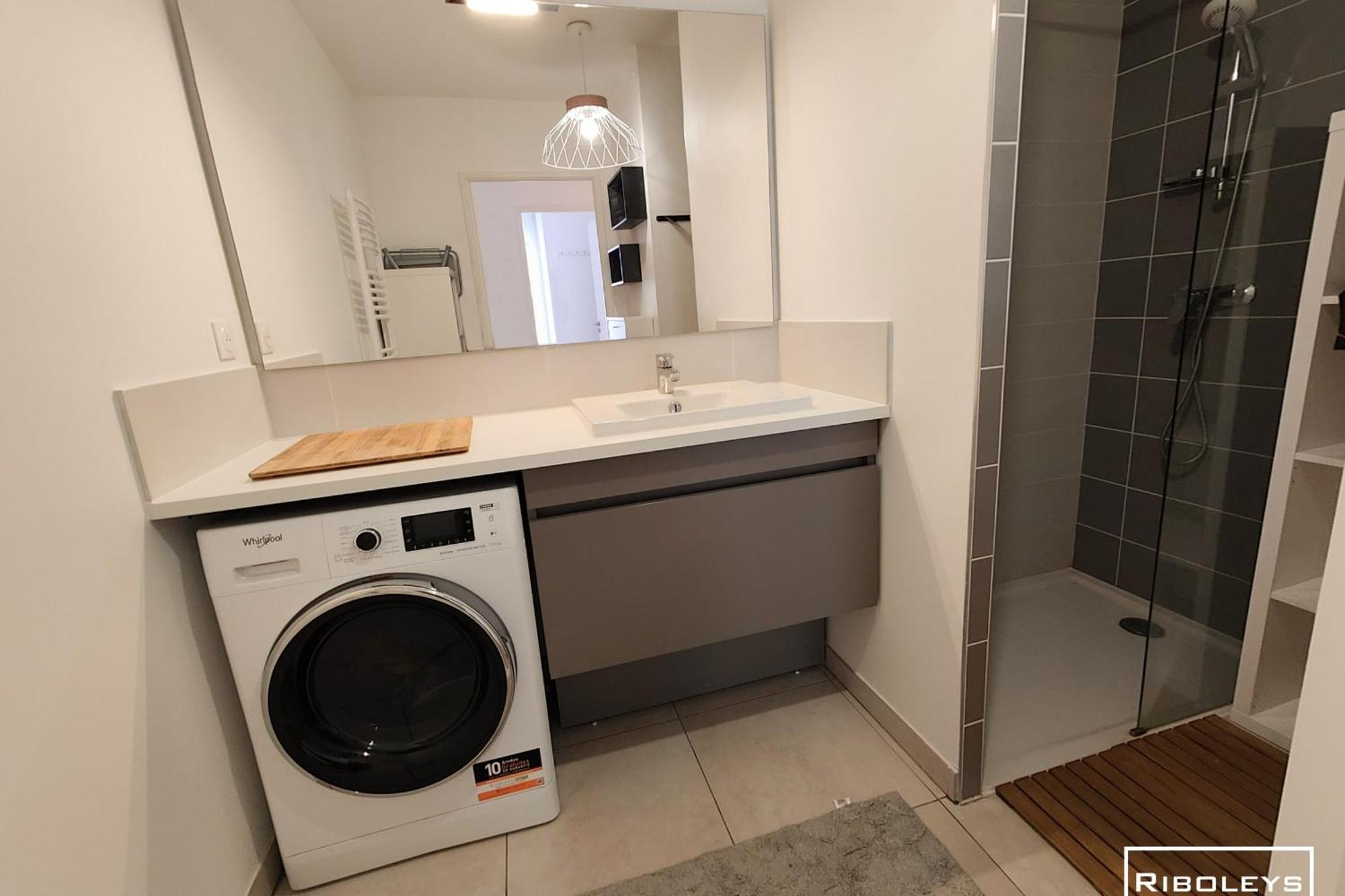 Villa T3 Climatisee En Residence Avec Piscine 비아스 외부 사진