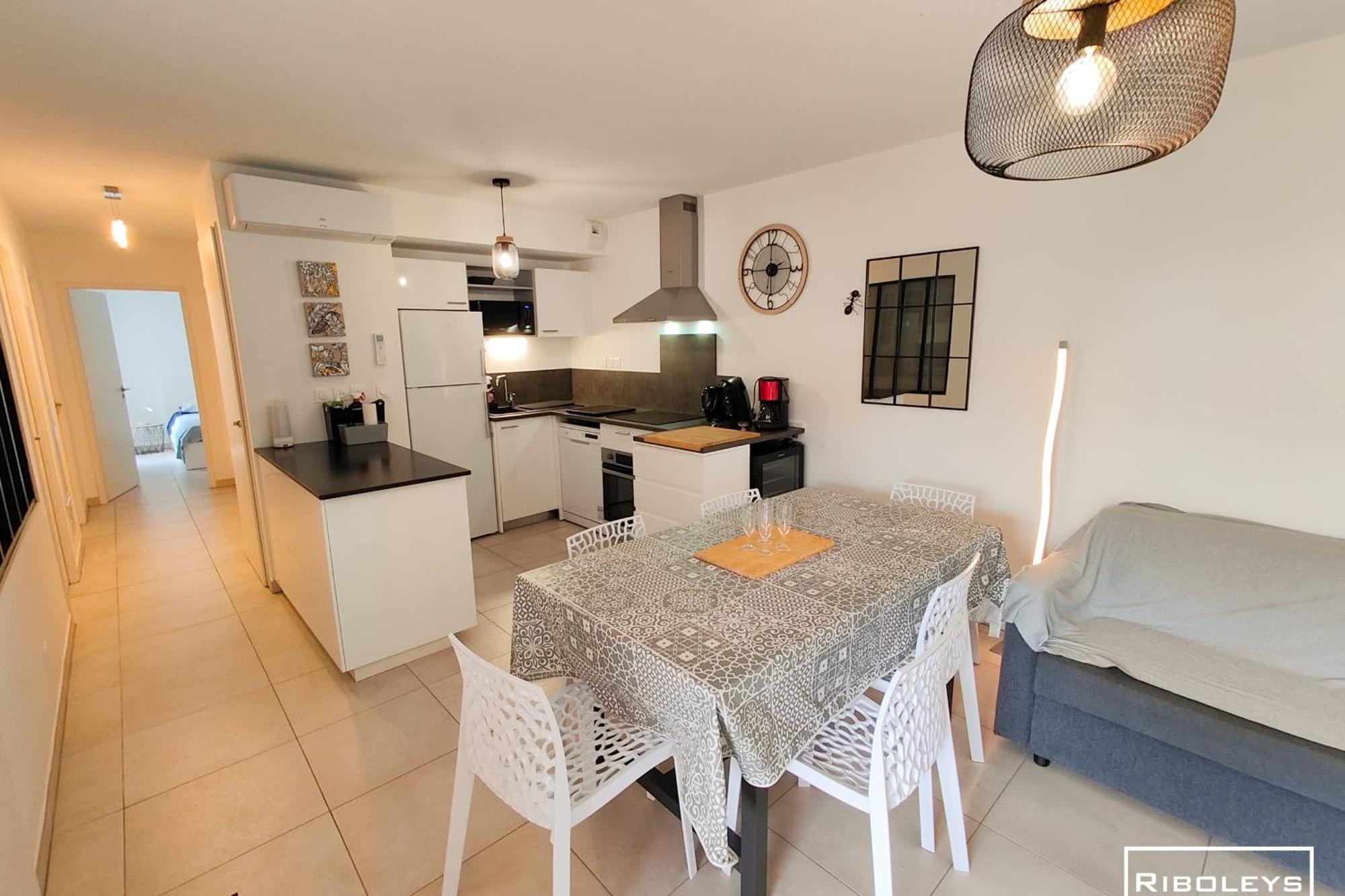 Villa T3 Climatisee En Residence Avec Piscine 비아스 외부 사진