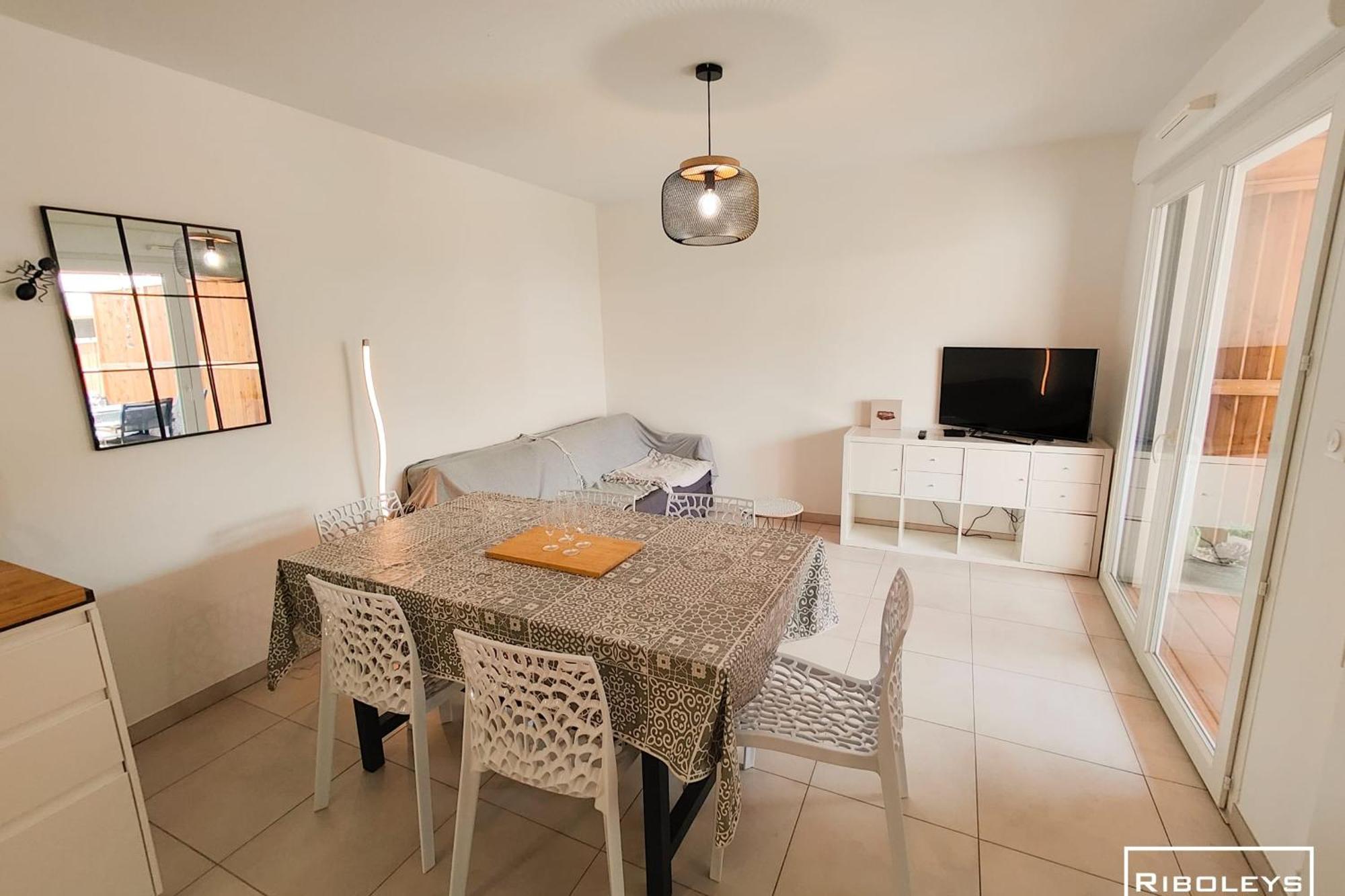 Villa T3 Climatisee En Residence Avec Piscine 비아스 외부 사진
