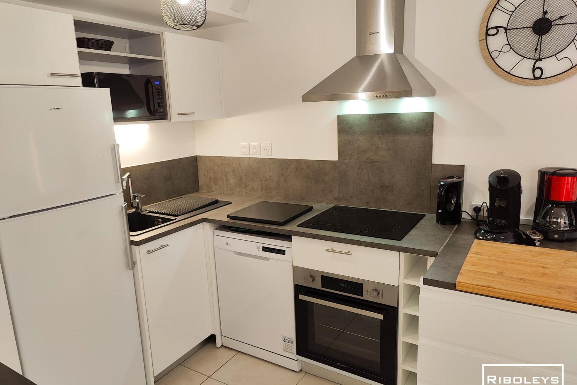 Villa T3 Climatisee En Residence Avec Piscine 비아스 외부 사진
