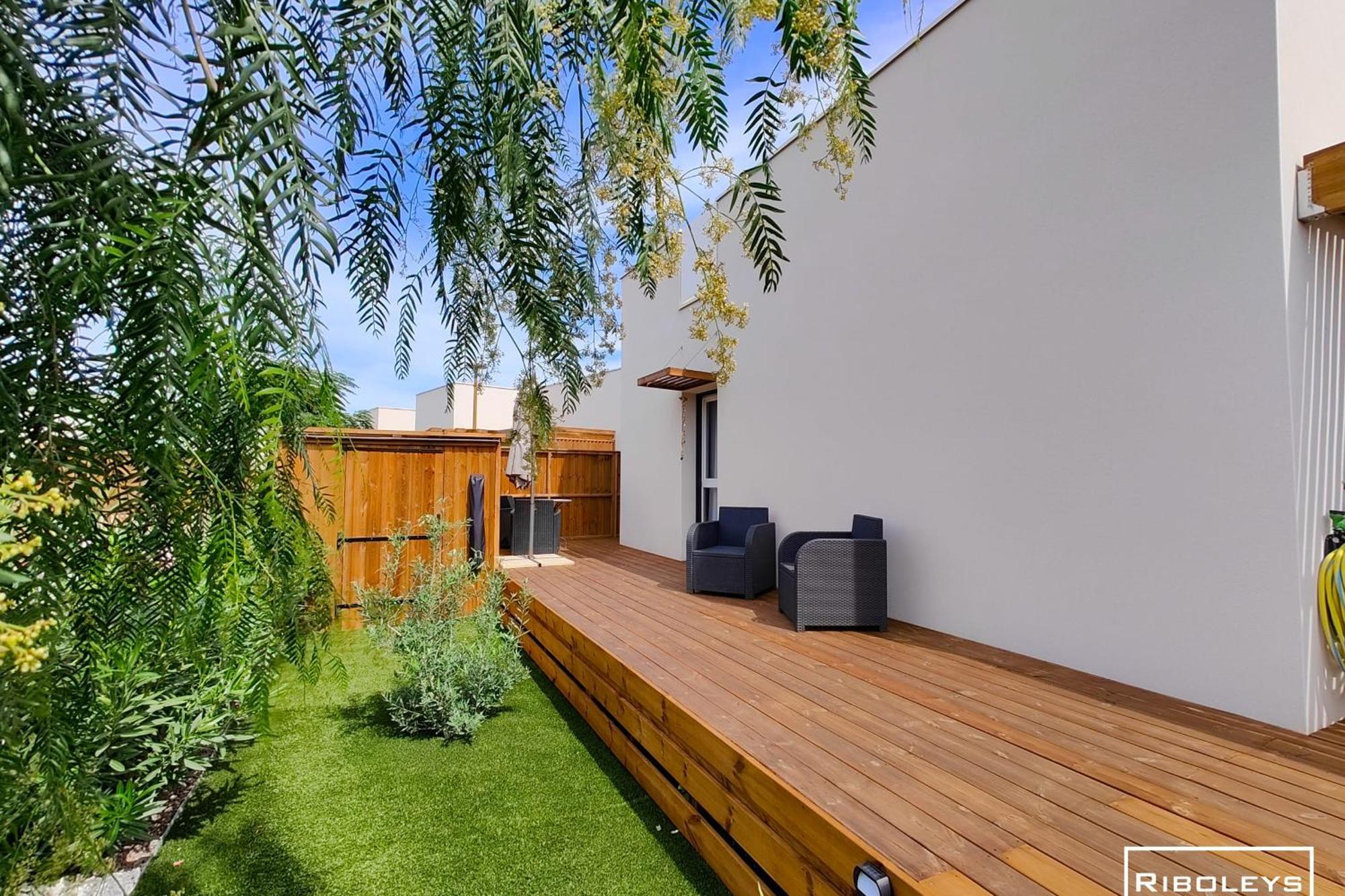 Villa T3 Climatisee En Residence Avec Piscine 비아스 외부 사진